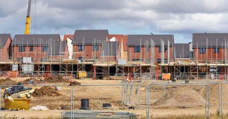 New Housing and the Ideology of Politicians