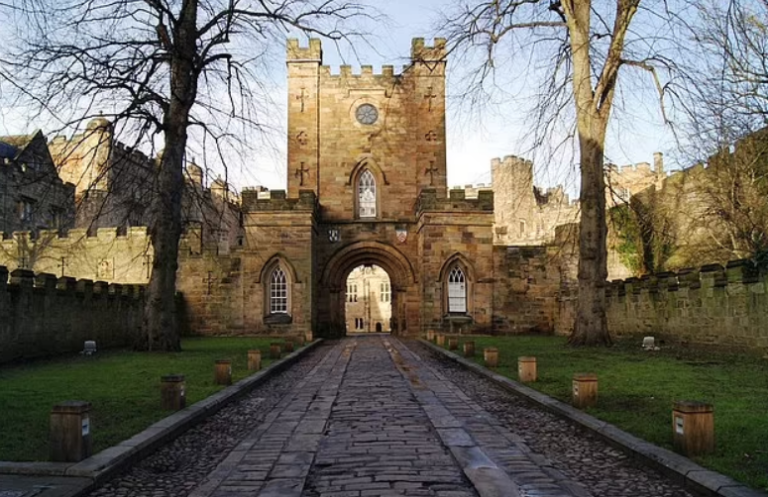 Free Speech Row as Durham University Debate Society Banned by Student Union Over “DEI Non-Compliance”
