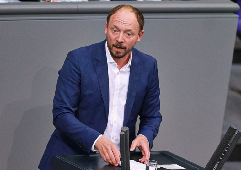 Leading Political Journalist Says Banning the AfD is “Overdue” and Insists Political Repression is Perfectly Fine When Exercised by a “Constitutional State”