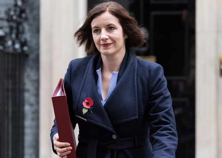 Labour Poised to Increase University Tuition Fees