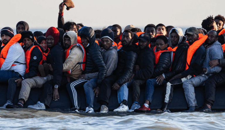 Channel Migrants Given Free TV Licences, DOGE UK Audit Finds