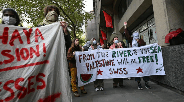 Sadiq Khan Called “Disgrace” for Claiming ‘From River to Sea’ Chant is Not Antisemitic