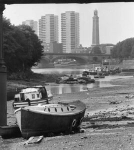 Thames-1976