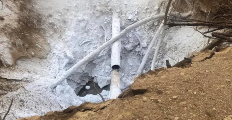 Tiny Amounts of Water in CO2 Pipelines Could Cause Catastrophic Release of Asphyxiating Gas