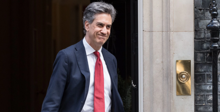 Miliband: You’re “100% Wrong” If You Think North Sea Will Cut Energy Bills