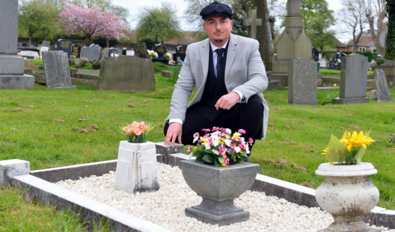 Volunteer Banned From Cleaning Graves Over “Health and Safety” Fears