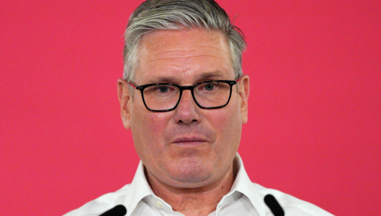 Starmer on the Brink as Six Cabinet Ministers “Tell Him to Quit”