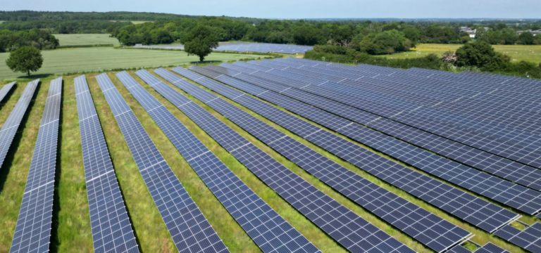Solar Panels Overheat as Gas Power Stations Ordered to Fire Up