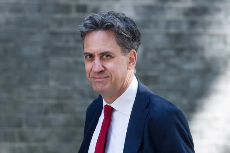 Bombshell Report Claims Miliband’s Clean Power Plan Will Cost £320 Billion