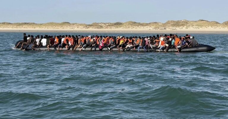 Small Boat Record Smashed Again as 230 Migrants Smuggled Into Britain on ‘Mega-Dinghy’