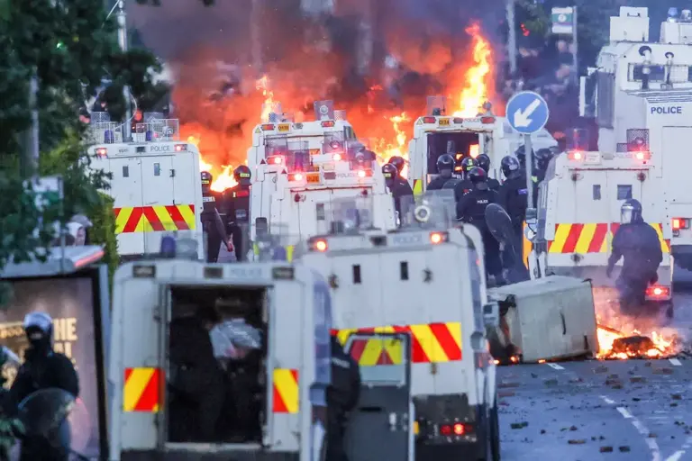 New IRA Terrorists Plan to Drive Migrants Out of Ireland with Campaign of Violence, Intelligence Officials Reveal