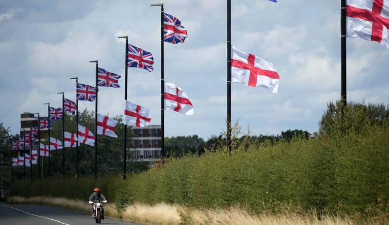 Bankrupt Council to Spend £2.6 Million Removing British Flags From Streets