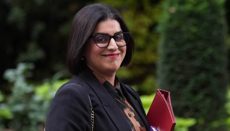 Mahmood to Open New Fast-Track Legal Route for Refugees
