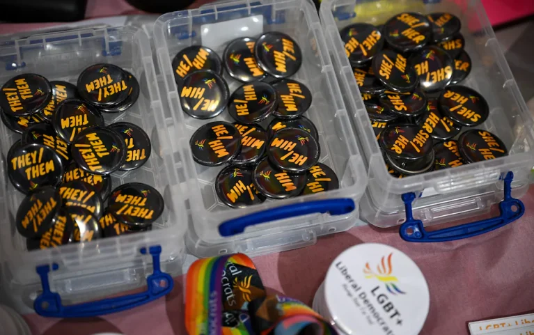 Surrey Council Says ‘He’ and ‘She’ Are Non-Inclusive – Tells Staff to Use ‘They’