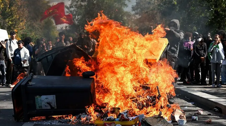 French Students Burn Down Schools to Protest School Decay