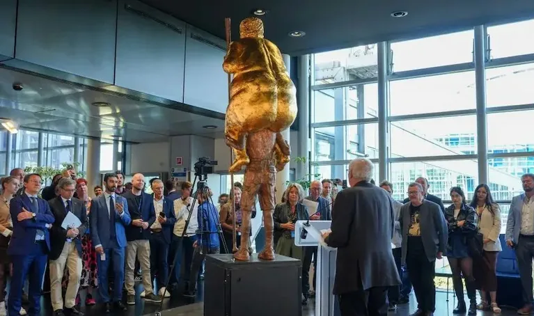 Golden Naked Trump Statue Unveiled at European Parliament