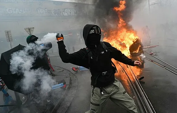Student Riots Spread to Belgium as Hundreds of Hooded Protesters Clash With Police Sparking “Total Chaos” in Brussels